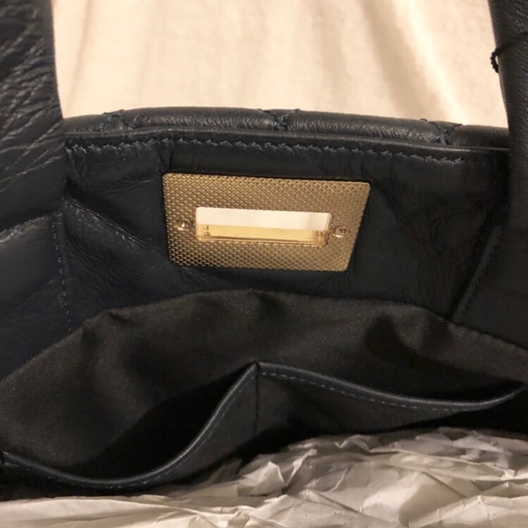 Midnight Blue Quilted Italian Leather Shoulder Bag - Picture 4 of 7